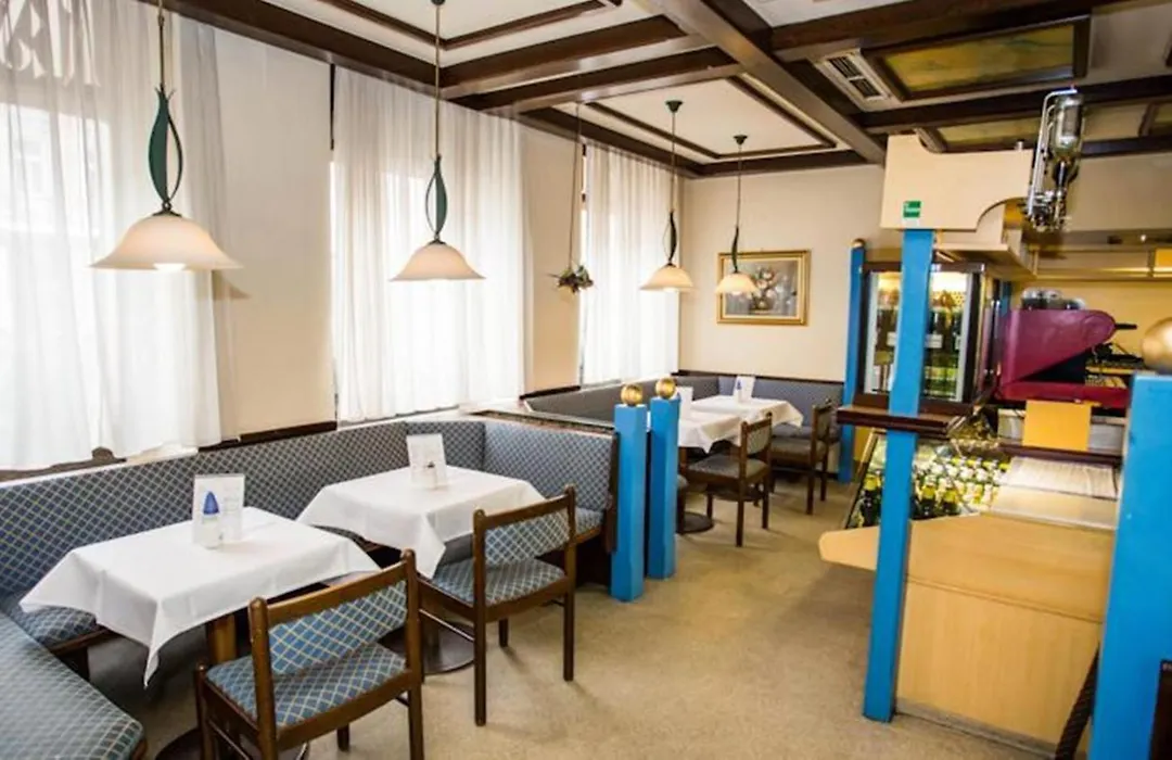 Hotel Hadrigan-1